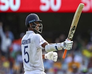 Washington misses ton as India all out for 365, lead England by 160 runs