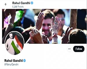 ‘Nehru with Tiranga’ on Cong leaders’ social media profiles