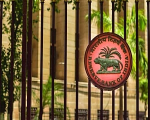 11% growth in next decade possible if India capitalises on demography, manufacturing, exports: RBI dpty Guv