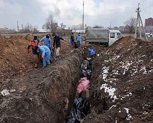 200 bodies found in Mariupol as war rages in Ukraine's east