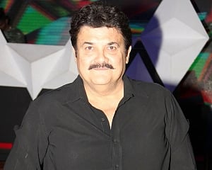 Actor Rasik Dave dies at 65