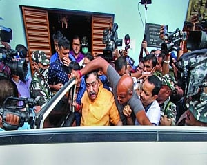 After Partha, CBI arrests TMC strongman Anubrata Mondal in cattle smuggling case