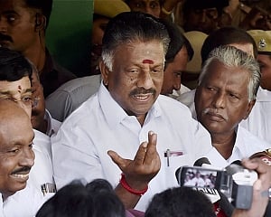 AIADMK expels O Panneerselvam, supporters, defiant leader announces similar action against EPS