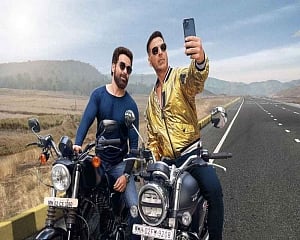 Akshay Kumar, Emraan Hashmi's ‘Selfiee' goes on floors