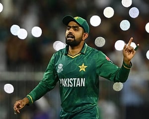 Babar Azam can become world No. 1 batter in all three formats, feels Dinesh Karthik