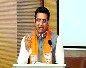 BJP, AAP spar over poll-doles