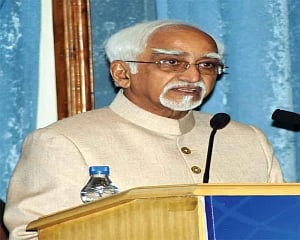 BJP cites Pak journalist's claims to attack ex-VP Ansari, Congress