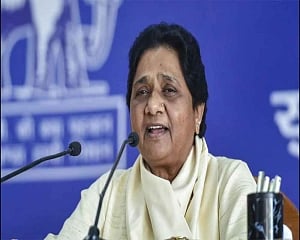 Bulldozers being run in Jahangirpuri under guise of illegal construction:  Mayawati