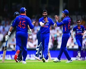 Bumrah takes 6 in India’s win