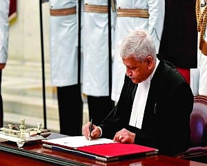 CJIs, SC judges to get aides for lifetime