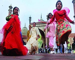 Communal tensions in Jodhpur; mobile Net suspended