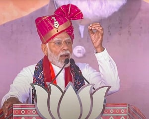 Competition among Congress leaders to abuse me: PM Modi