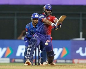DC post 159/7 against MI in must-win match