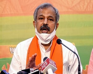 Delhi Assembly briefly adjourned; AAP MLAs demand apology from BJP leader