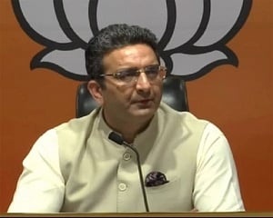 Delhi edu model is 'extortion model', AAP govt hiked classrooms construction cost by Rs 326 cr: BJP