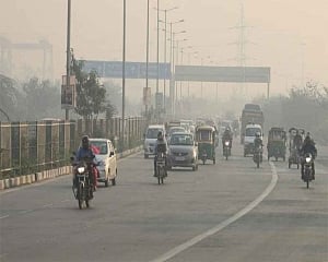 Delhi records minimum temperature of 27.1 deg C