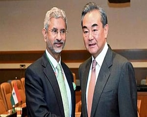 EAM Jaishankar & Chinese FM Wang meet in Bali