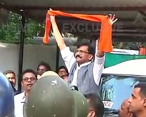 ED arrests Shiv Sena MP Sanjay Raut in money laundering case, seizes Rs 11.5 lakh in cash