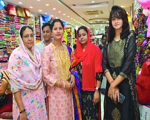FROM A SHY HOUSEWIFE TO an ENTREPRENEUR