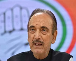 Ghulam Nabi Azad resigns from Congress