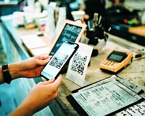 GOVT CAN’t DIRECT RBI RANDOMLY