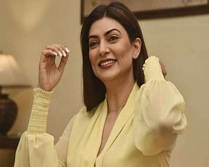 I'm in a happy place, surrounded by love: Sushmita Sen