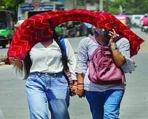 IMD warns of scorching heatwave in five States