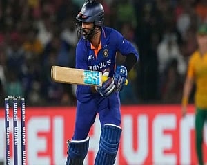 India manage 148-6 against SA in 2nd T20I