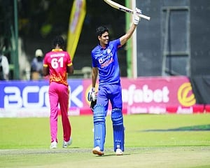 India whitewash Zimbabwe
