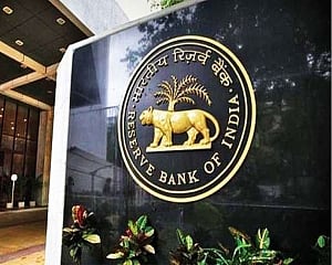 Inflationary pressures likely to continue going forward on geopolitical tensions: RBI
