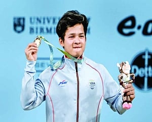 Jeremy gives India its 2nd gold, creates CWG records