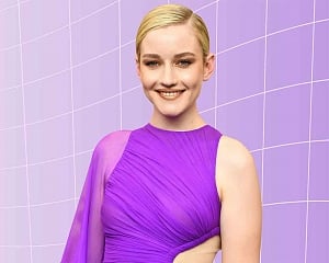 Julia Garner to star in thriller 'Apartment 7A'