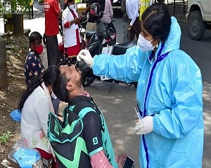 K'taka govt likely to announce more COVID containment measures this week