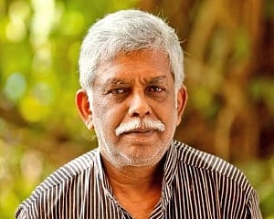 Kerala HC stays sessions court order granting bail to writer in sexual harassment case