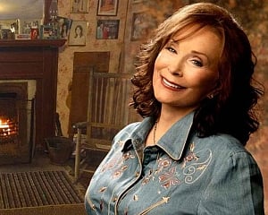 Loretta Lynn, coal miner's daughter and country queen, dies