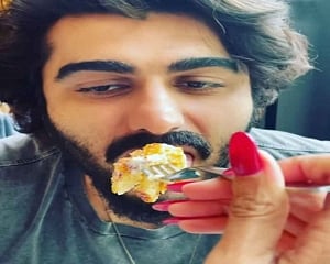 Malaika has special birthday wish for 'love' Arjun