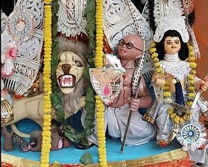Netizens seek action against organisers of Durga Puja that had Asura looking like Gandhi