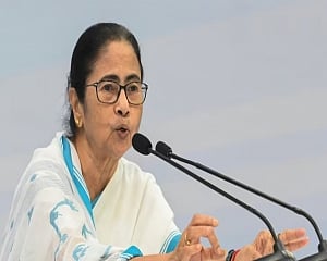 Centre must act, protect minorities in Bangladesh: Mamata