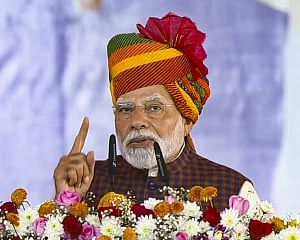 Cong promoted water disputes between states, does little for farmers: PM Modi