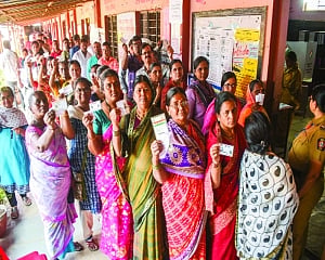 Peace prevails in Maharashtra, Jharkhand polls