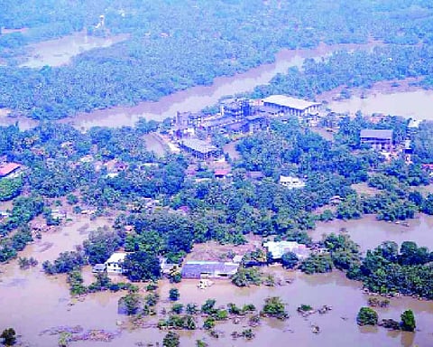 640 schools in Sri Lanka’s cyclone-hit provinces not to reopen for third term