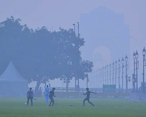 Air quality dips to ‘very poor’ as pollutants linger