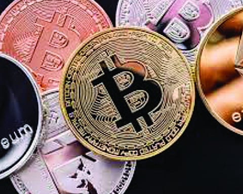Crypto at Crossroads: Navigating global economic shifts and technological tides