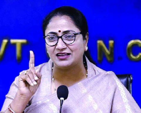 Diwali radiance unique this year, Govt serious over pollution: CM
