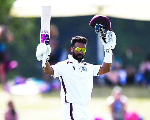 Hope, Justin Greaves shine against weak New Zealand on Day 4