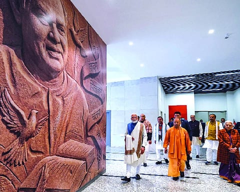 Leaders honour Atal Bihari Vajpayee