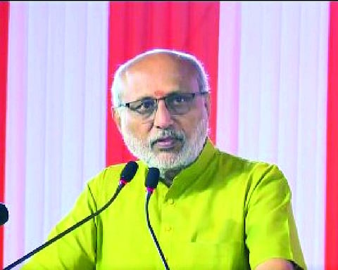 Libraries serve as knowledge hubs: VP Radhakrishnan