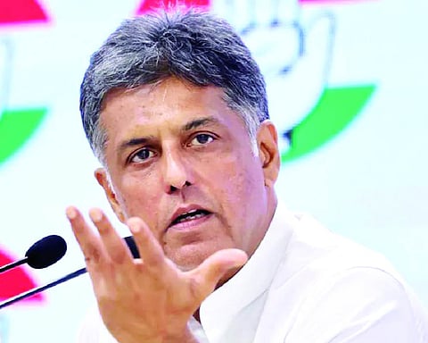 Manish introduces Bill for independent MP voting