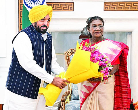 Mann calls on President, invites to mark 350th martyrdom of Guru Tegh Bahadur