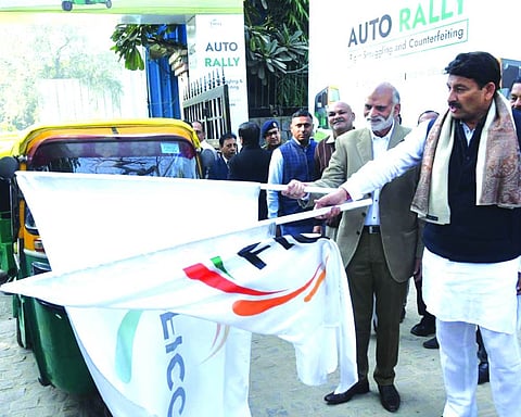 MP Manoj Tiwari flags off FICCI-CASCADE anti-smuggling auto rally